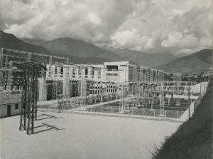 Taio - Impianto idroelettrico di Santa Giustina-Taio - Stazione di trasformazione e di smistamento elettrica - Edificio comandi