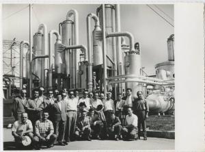Stabilimento chimico - Impianto di azoto - Esterno - Ritratto di gruppo