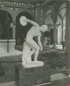 Milano - Fiera campionaria del 1936 - Padiglione Montecatini - Società Generale Marmi e Pietre d'Italia - Discobolo in marmo