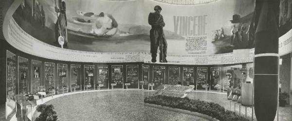 Milano - Fiera campionaria del 1941 - Padiglione Montecatini - Propaganda