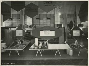 Bari - Fiera del Levante del 1954 - Padiglione Montecatini - Stand resine polietileniche, poliamidiche, fluorurale