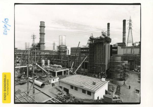 Taranto - Edison - Centrale termoelettrica - Cantiere - GVR (generatore di vapore a recupero) in costruzione