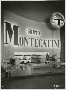 Milano - Fiera campionaria del 1941 - Stand materie plastiche