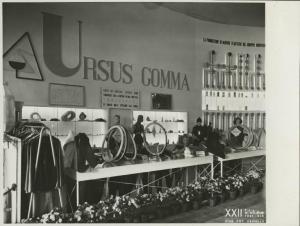 Milano - Fiera campionaria del 1941 - Stand Ursus Gomma - Fibra Ursuspla