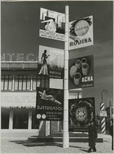 Milano - Fiera campionaria del 1941 - Padiglione Montecatini - Totem pubblicitario
