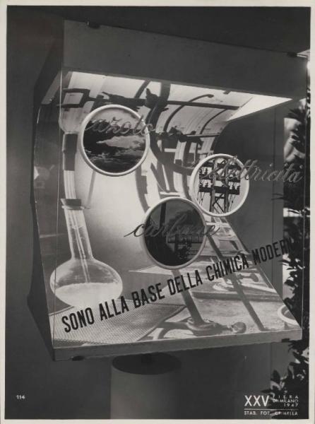 Milano - Fiera campionaria del 1947 - Padiglione Montecatini - Sala azoto e carbone