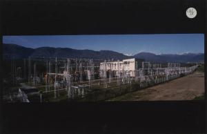 Taio - Impianto idroelettrico di Santa Giustina-Taio - Sottostazione di trasformazione elettrica all'aperto - Edificio comandi