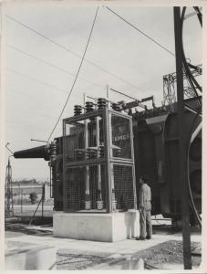 Sesto San Giovanni - Acciaierie e ferriere lombarde Falck - Centrale elettrica - Trasformatore Siemens KFUM 1963 a/ 220