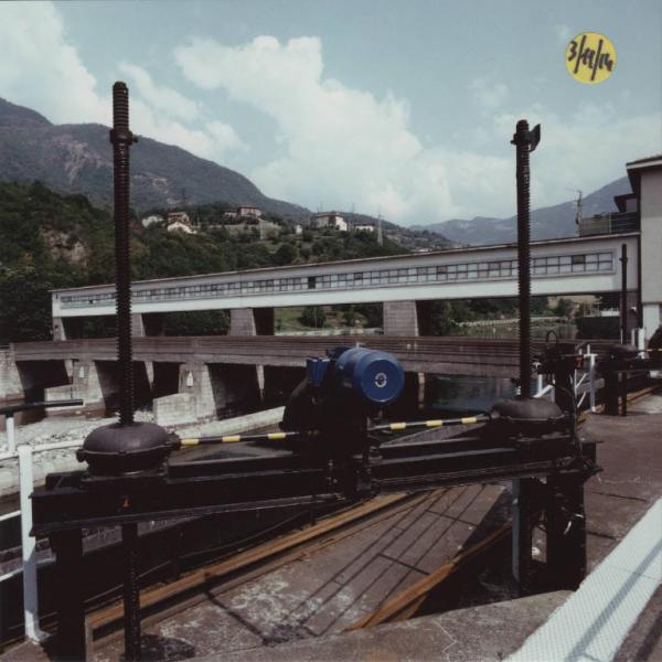 Valle Camonica - Centrale idroelettrica di Cedegolo - Opera di presa sul fiume Oglio - Paratoie