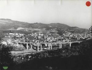 Imperia - Divisione attività varie - Impresarile - Autostrada dei fiori Savona-Ventimiglia - Viadotto su torrente Impero - Cantiere