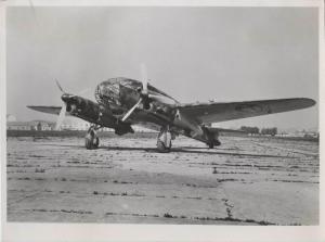 Trasporti aerei - Aereo militare - Caproni Ca. 313 - Bimotore monoplano ad ala bassa - Vista laterale