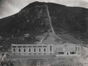 Teglio - Acciaierie e Ferriere Lombarde Falck - Centrale idroelettrica di Ganda - Condotta forzata - Piano inclinato - Stazione di trasformazione