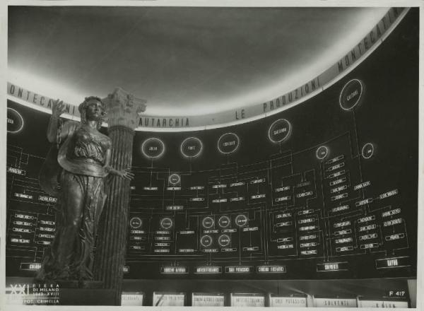 Milano - Fiera campionaria del 1940 - Padiglione Montecatini - Salone d'ingresso - Statua
