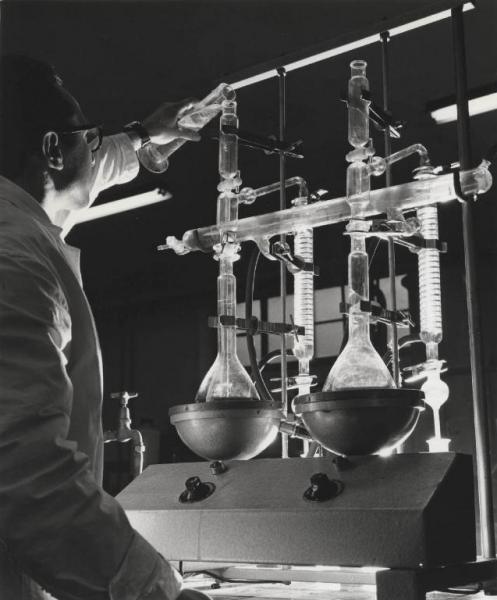 Viguzzolo - ROL (Raffineria olii lubrificanti) Spa - Ricerca di laboratorio - Reparto prodotti chimici