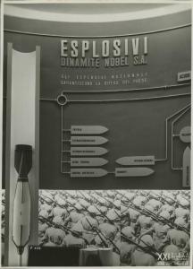 Milano - Fiera campionaria del 1940 - Padiglione Montecatini - Sala Dinamite Nobel - Produzione di esplosivi