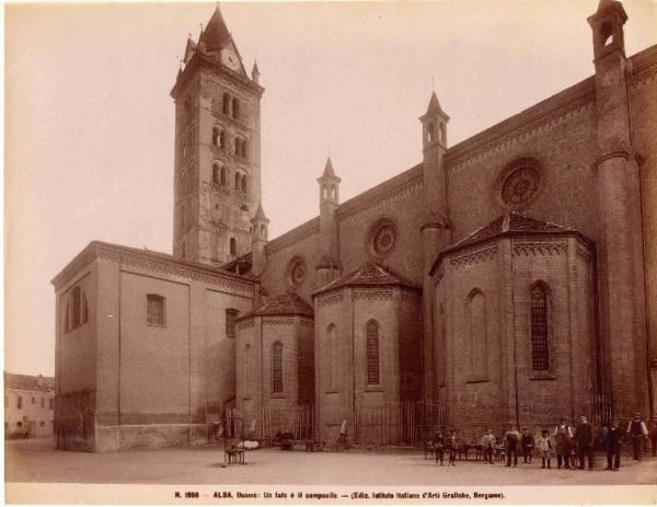 Architettura - Alba - Duomo - lato sinistro - campanile
