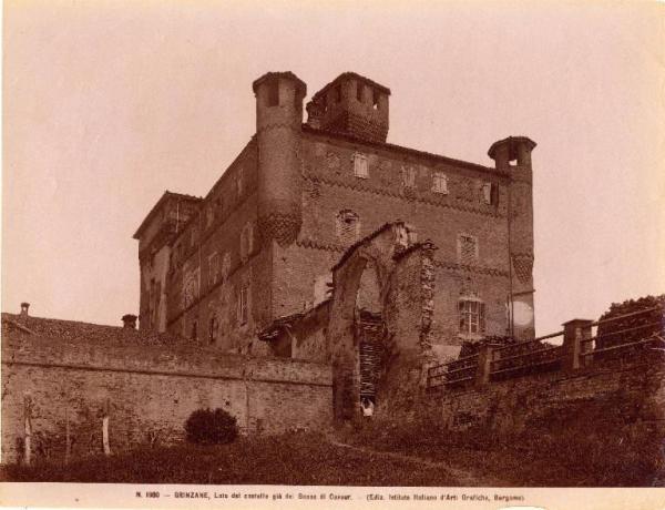 Architettura - Grinzane - Castello già Benso di Cavour - lato