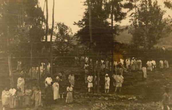Campagna di Etiopia - Colonna Badoglio - Arrivo ad Addis Abeba