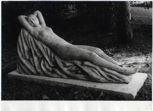 XI Triennale - Parco Sempione - Mostra internazionale di scultura nel parco Sempione - Scultura "La sulamite" - Giacomo Manzù