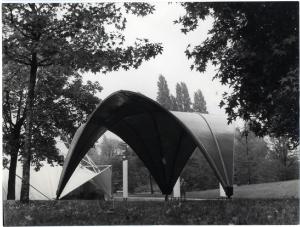 XI Triennale - Parco Sempione - Padiglione di plastica sperimentale Pirelli - Roberto Menghi