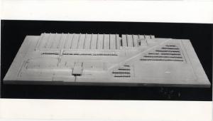 XVI Triennale - Secondo ciclo - Il progetto di architettura - Architetture italiane degli anni '70 - Modello di edificio per uffici e servizi a Osoppo (Udine) di Gino Valle