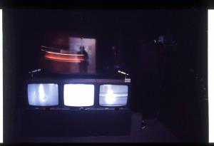 XVI Triennale - Terzo ciclo - Lo spazio audiovisivo - Lo spazio scenografico della televisione italiana - Installazione "From left to right"