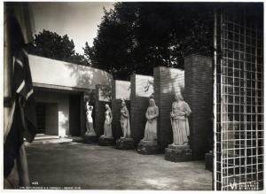 VI Triennale - Padiglione nel parco Sempione - Giuseppe Pagano - Statue decorative