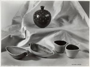 V Triennale - Arti decorative e industriali - Ceramiche - Ciotole e vaso della casa Richard Ginori