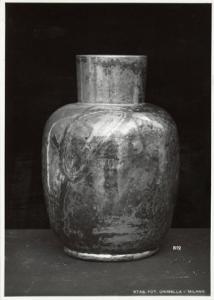 V Triennale - Arti decorative e industriali - Ceramiche - Vaso di Pietro Melandri
