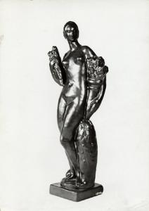 V Triennale - Arti decorative e industriali - Sala dell'E.N.A.P.I. - Ceramica - Statuina in ceramica di Italo Griselli