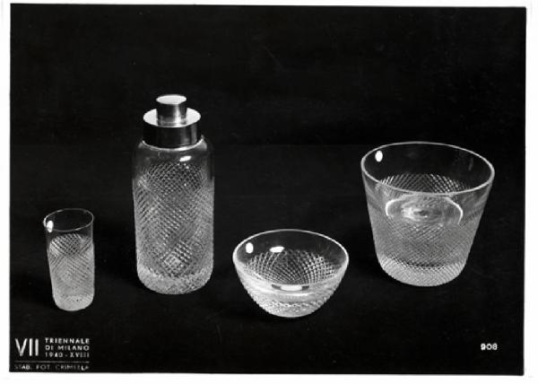VII Triennale - Sezione della produzione svedese - Oggetti in cristallo inciso