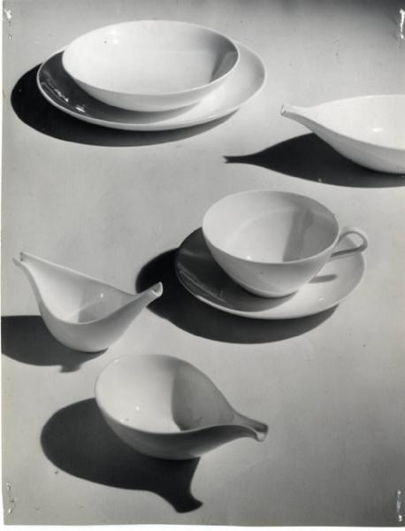 X Triennale - Forma scandinava - Svezia - Servizio da tavola in porcellana - Stig Lindberg