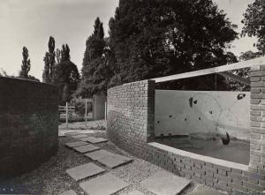 X Triennale - Parco Sempione - Labirinto per ragazzi - Lodovico Barbiano di Belgiojoso - Enrico Peressutti - Ernesto Nathan Rogers - "Scultura mobile" di Alexander Calder