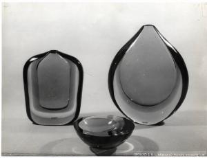 XI Triennale - Mostra delle Produzioni d'arte - Sezione del vetro - Vasi e ciotola in vetro colorato - Flavio Poli
