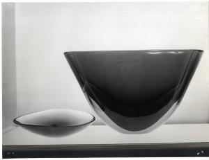 XI Triennale - Mostra delle Produzioni d'arte - Sezione del vetro - Ciotole in vetro colorato - Flavio Poli