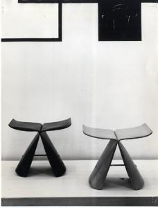 XI Triennale - Mostra internazionale dell'Industrial Design - Sgabelli in legno compensato - Sori Yanagi