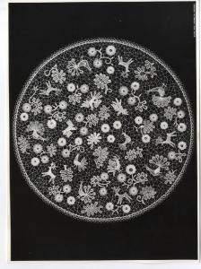 XI Triennale - Mostra delle Produzioni d'arte - Sezione dei pizzi, ricami, alabastri - Merletto a tombolo - Gluglielmo Riavis