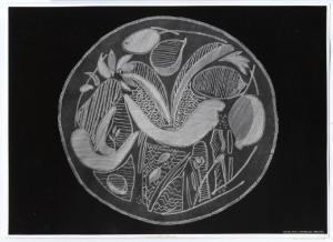 XI Triennale - Mostra delle Produzioni d'arte - Sezione dei pizzi, ricami, alabastri - Tondo con disegno di frutta ricamato su velo - Leonardo Spreafico