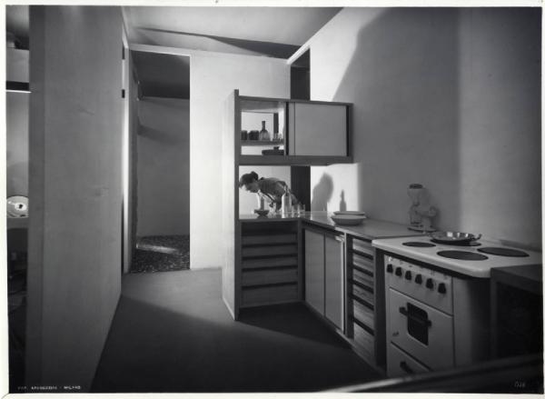 IX Triennale - Abitazione - Alloggio n. 1: appartamento per 4 persone - Cucina - V. Borracchia