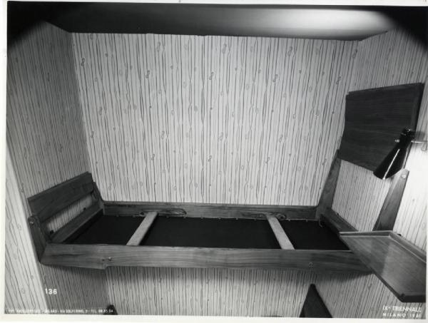 IX Triennale - Abitazione - Alloggio n. 3: elementi di appartamento - Camera da letto per 2 ragazzi - Particolare del letto a castello - Gianni Albricci