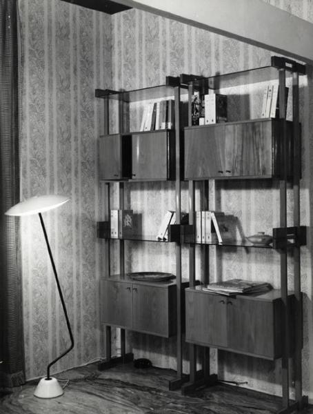 IX Triennale - Abitazione - Alloggio n. 3: elementi di appartamento - Libreria del soggiorno - Franco Nosengo - Nestorio Sacchi