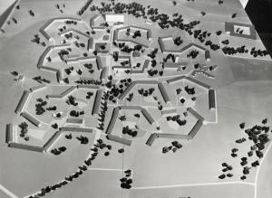 IX Triennale - Urbanistica - Studio per la sistemazione urbanistica di Falchera (Torino) - Modello in scala