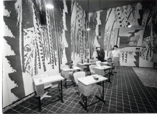 XII Triennale - Sezione del Giappone - Banchi scolastici