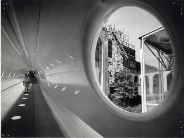 XIV Triennale - Espressioni e produzioni italiane - Il Tunnel Pneu - Interno - Jonathan De Pas - Donato D'urbino - Paolo Lomazzi