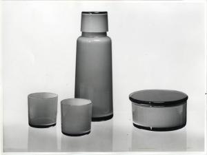 XII Triennale - Sezione della Norvegia - Bottiglie, bicchieri e contenitore in vetro - Johansson Willy