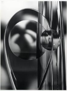 XII Triennale - Mostra internazionale del vetro e dell'acciaio - Particolare di oggetto in vetro