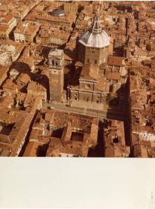 XIV Triennale - Interventi nel centro storico di Pavia - Piazza del Duomo - Veduta aerea