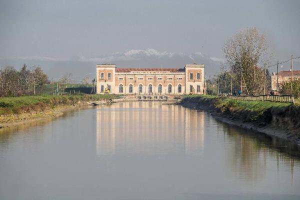 Bagnolo San Vito - Stabilimento idrovoro della Travata - Centrale idrovora - Canale Gherardo