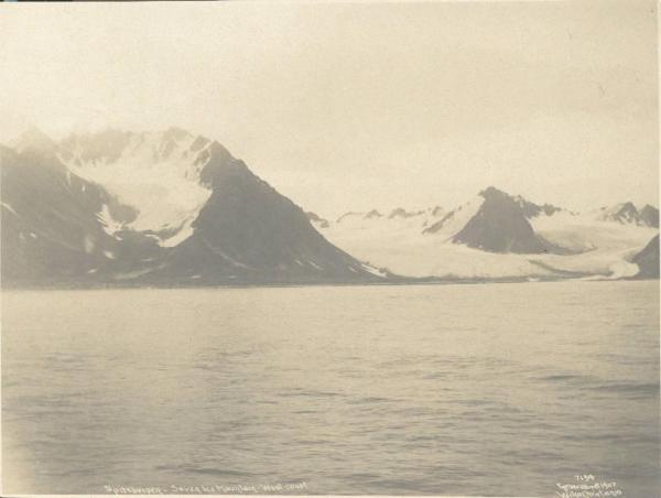 Isola di Spitsbergen - Paesaggio - Mare - Montagne con neve