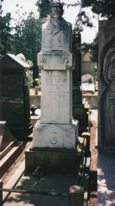 Cimitero Maggiore - Rialzato A di Ponente, n. 8 G - Sepoltura Achille Pecorara - Tomba con busto